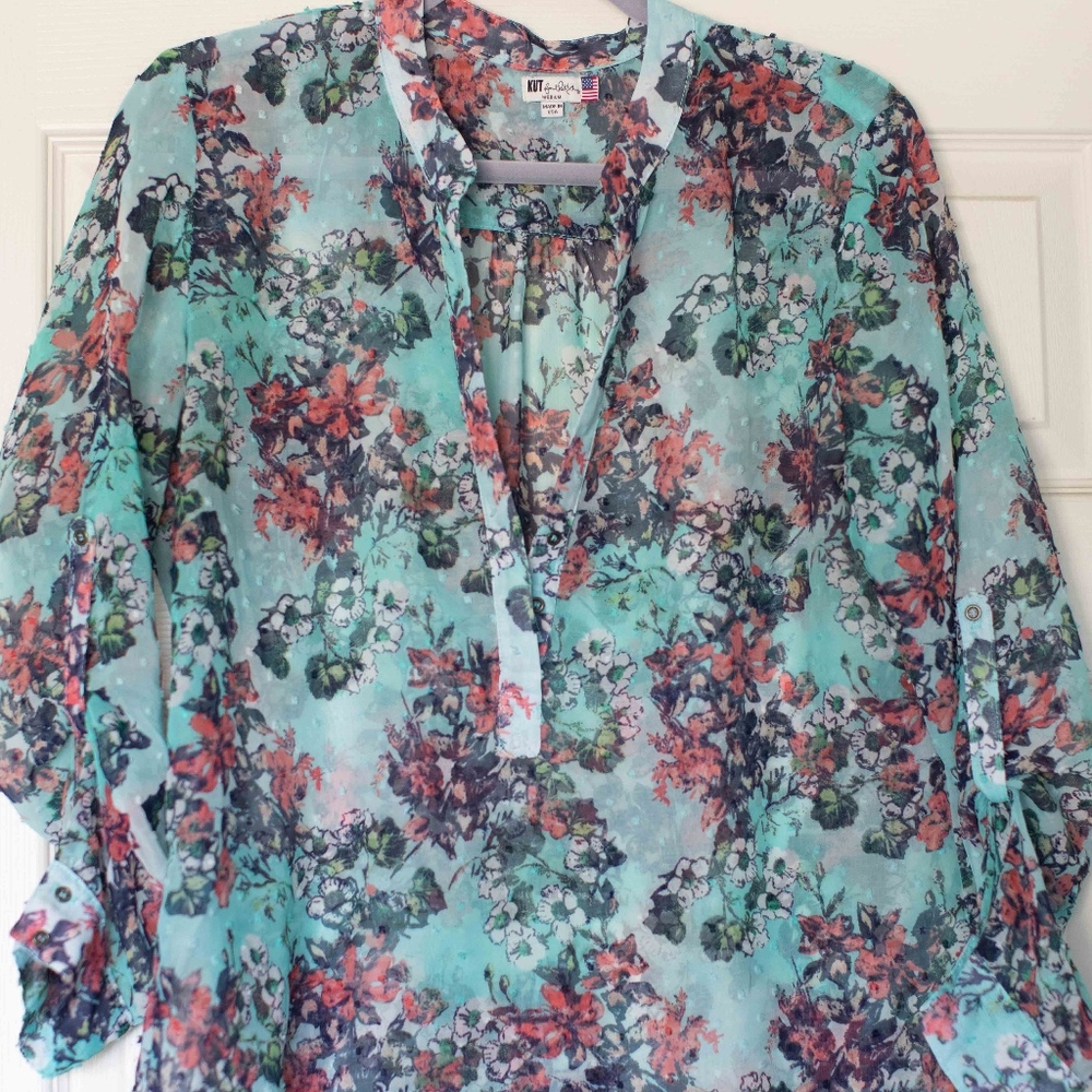 Kut From Kloth Episkey Henley Blouse